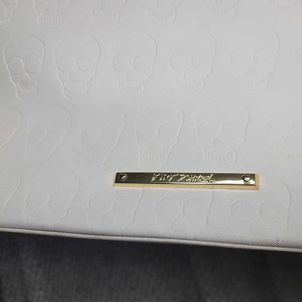 Betsey Johnson White Embossed Skull Tote - Picture 3 of 8